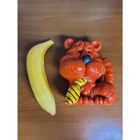 Vintage Dog Ceramic Figurine #A30 - Picture 7 of 12